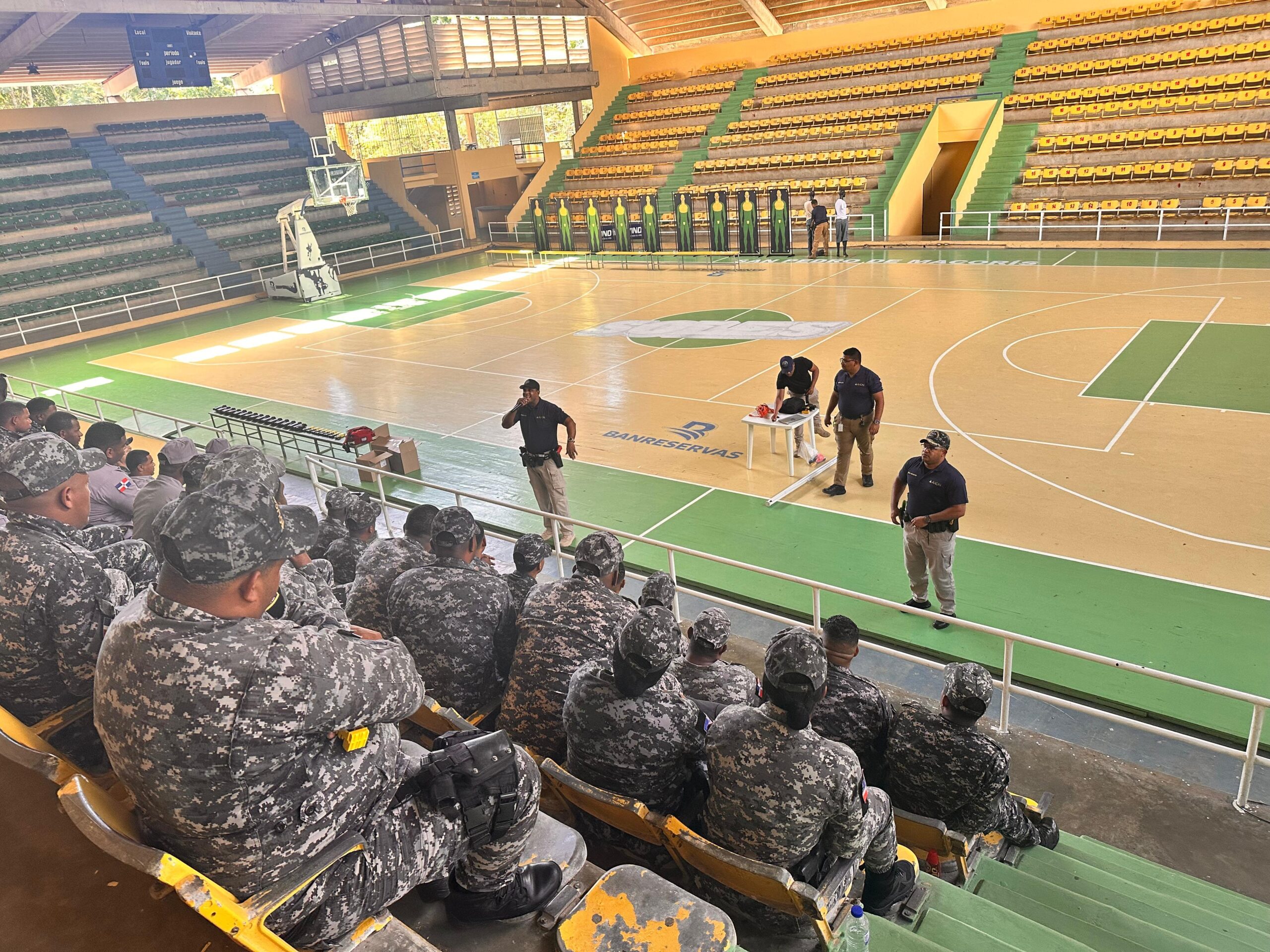 Agentes policiales de la Dirección Regional Sureste reciben Taller de capacitación